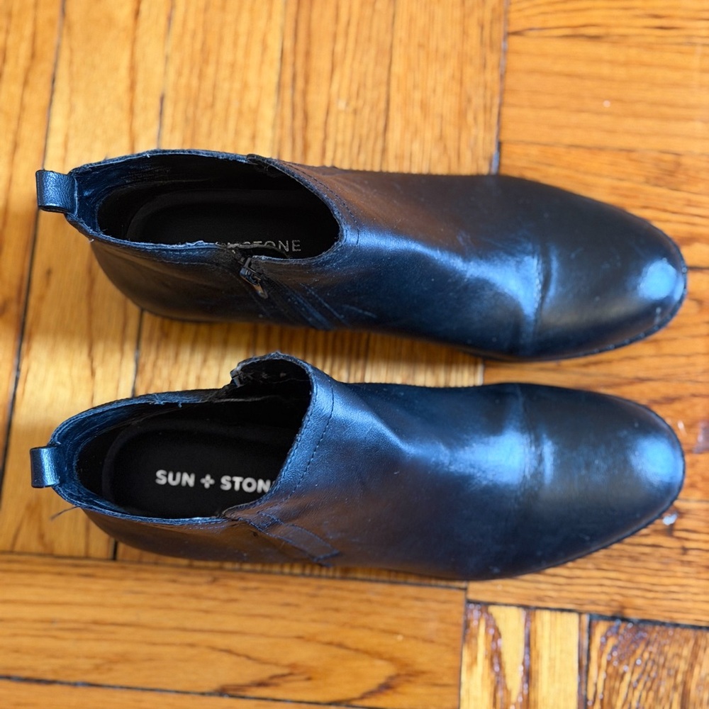 Sun + Stone women's Black Chukka Boots